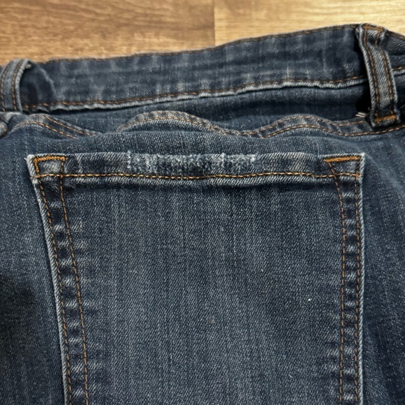 Gap jeans minimal wear if any. Size 10 - Picture 6 of 6
